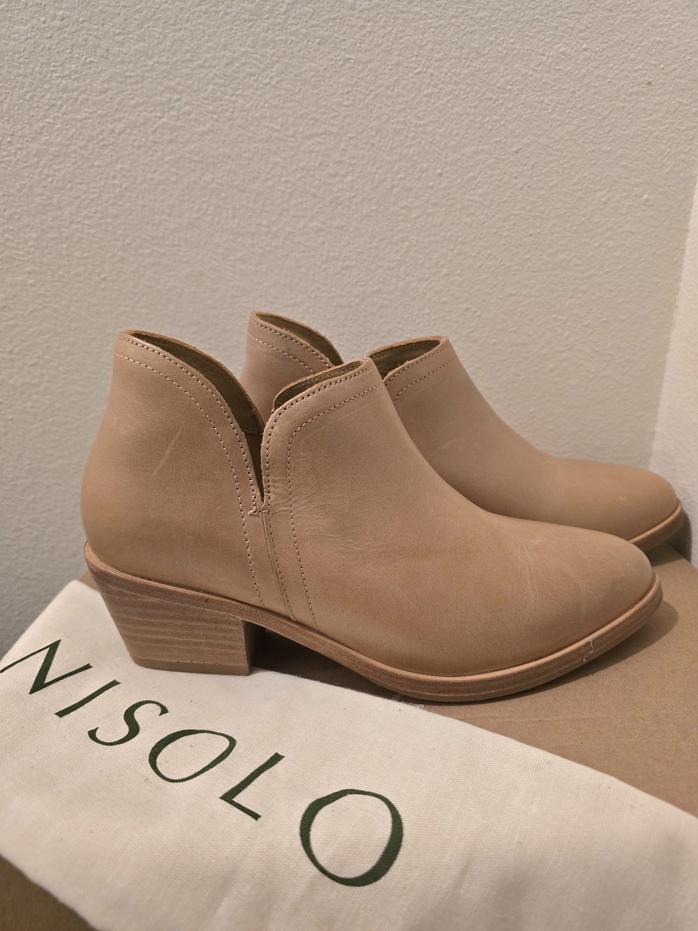 Nisolo Mia Ankle Bootie Almond Leather Western Boots Women’s Size 7.5